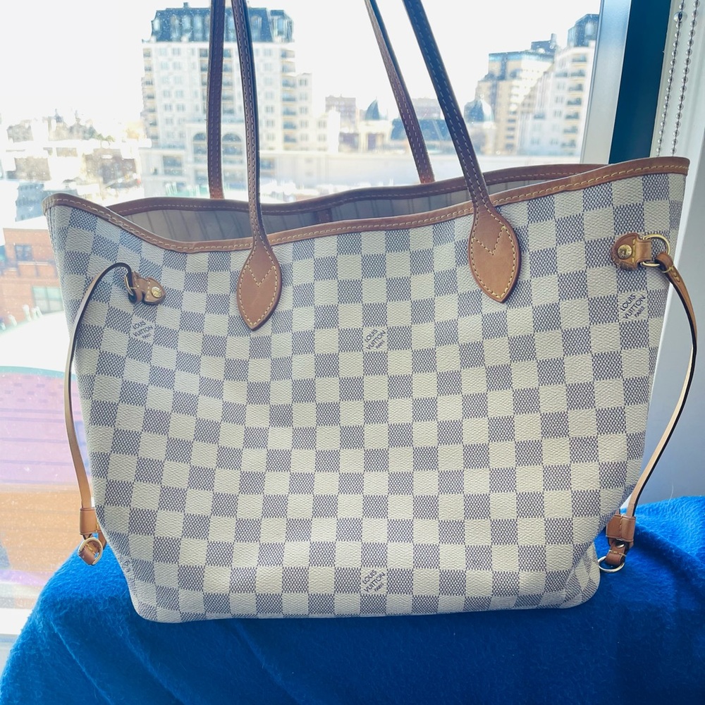 Louis Vuitton Neverfull MM in Daniel Azur Canvas